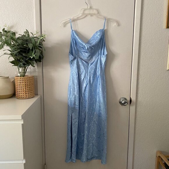 🦋 NWOT LULUS You're My Type Light Blue Satin Floral Jacquard Midi Slip Dress - Picture 4 of 5